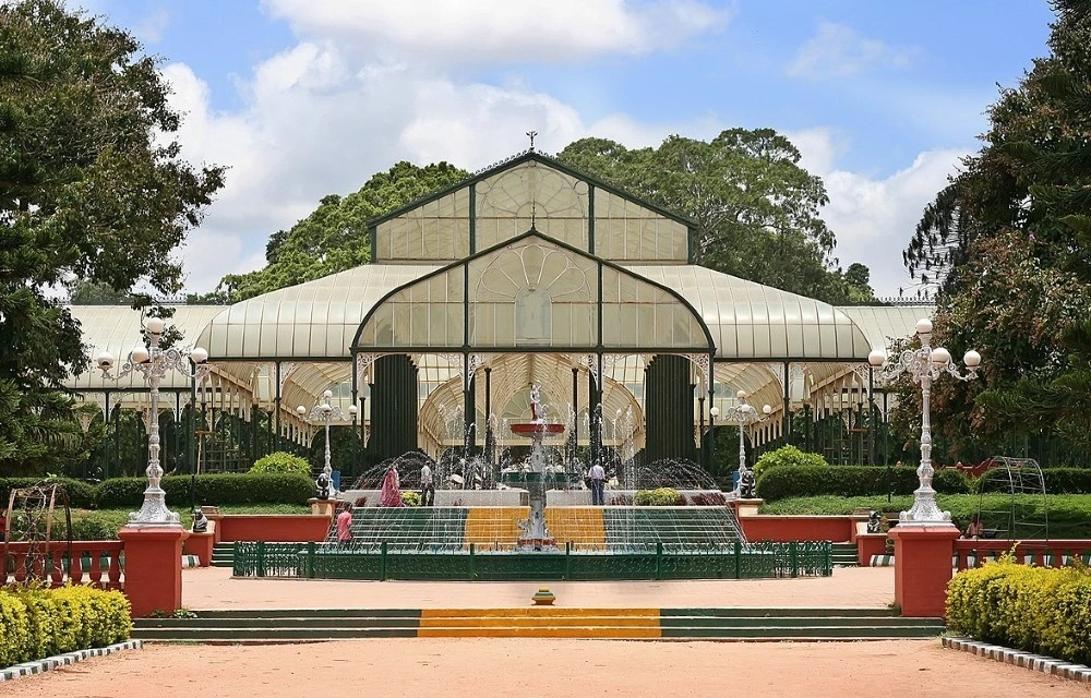 The Ventura Grand Hotel